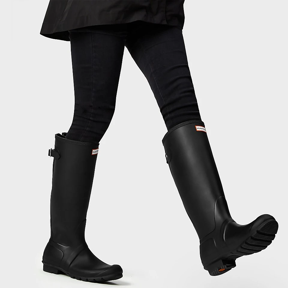 Hunter Women's Original Back Adjustable Wellies - Black 8 Hunter Women's Original Back Adjustable Wellies - Black - Image 6