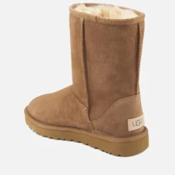 UGG Women's Classic Short II Sheepskin Boots - Chestnut -Vans || Clarks || Ugg Sales 11307810 7054718863287810