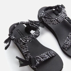 Arizona Love Women's Trekky Bandana Sandals - Black 7 Arizona Love Women's Trekky Bandana Sandals - Black -Vans || Clarks || Ugg Sales 12379901 3304760591170290