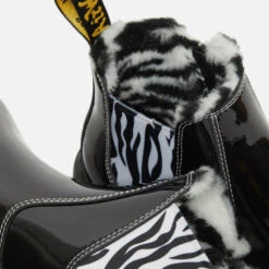 Dr. Martens Kids' 2976 Leonore Lamper Patent Leather-Blend Boots -Vans || Clarks || Ugg Sales 13880572 3415020034830836