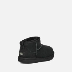 UGG Kids' Classic Ultra Mini II Sheepskin Boots -Vans || Clarks || Ugg Sales 13884489 1674981931838621