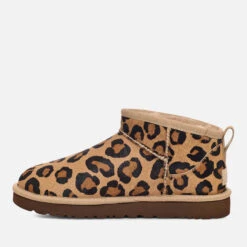 UGG Classic Ultra Mini Spotty Cow-Hair Boots -Vans || Clarks || Ugg Sales 13897449 1665019799412490