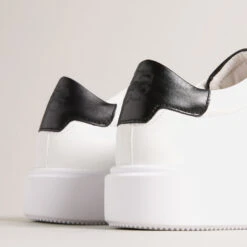 Ted Baker Maymay Magnolia Flower Flatform Leather Trainers -Vans || Clarks || Ugg Sales 13976585 2005029944724764