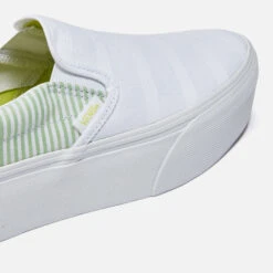 Vans Women's Summer Picnic Classic-Slip On Stackform Trainers -Vans || Clarks || Ugg Sales 14197852 1315041604038521