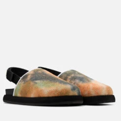 Featured Products -Vans || Clarks || Ugg Sales 14233978 1855036105088750