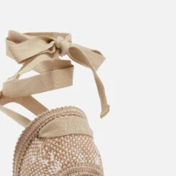 Castañer Women’s Comin Canvas Wedge Espadrilles -Vans || Clarks || Ugg Sales 14266000 2025049611150898